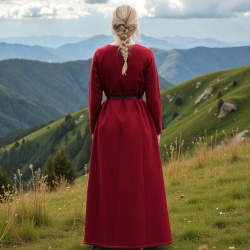 Wikinger Kleid Helga rot auf https://armatae.shop - Bild 3