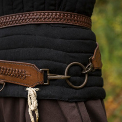 Geflochtener Schwertgürtel aus Vollnarbenleder Braun auf https://armatae.shop - Bild 4