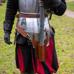 Stangenholster aus Leder für Flaggen, Standarten etc. in 4 verschiedenen Farben auf https://armatae.shop - Bild 11