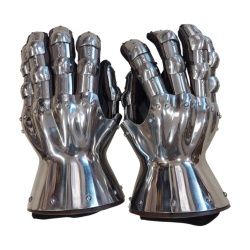 Mittelalterliche Sanduhr-Stulpenhandschuhe aus dem 14. Jahrhundert - Bild 1