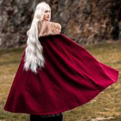 Wikinger Umhang Rot „Janne“ – Wollumhang mit Kunstfellkragen - Bild 6
