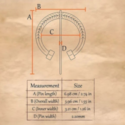Mittelalterliche Fibel aus Messing fein dekoriert - Bild 4