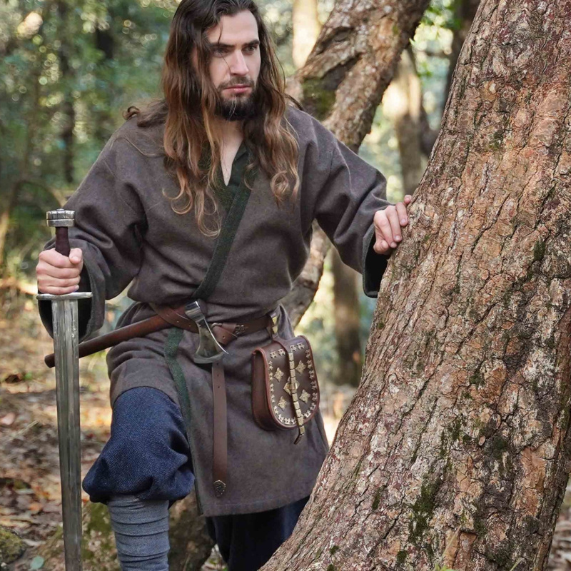 Haithabu Klappenrock aus 100 % recycelter Wolle – Jarl Kaftan mit Diamantköper-Borte - Bild 1