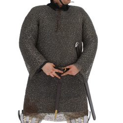 Kettenhemd Hauberk aus Federstahl – langes Kettenhemd mit 8 mm Ringdurchmesser, schaukampftauglich - Bild 1