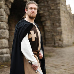 Gefütterter Mittelalter Wappenrock mit Tatzenkreuzen – braun / beige - Bild 3