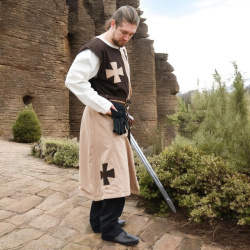 Gefütterter Mittelalter Wappenrock mit Tatzenkreuzen – braun / beige - Bild 11