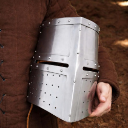 Großer Helm des 13. Jahrhunderts – Topfhelm aus 1,6 mm Stahl mit Lederinlay - Bild 8