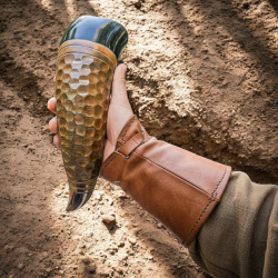 Wikinger Trinkhorn aus Ochsenhorn mit Wabenmuster – ca. 500–600 ml - Bild 6