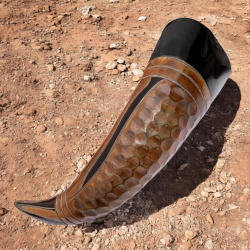 Wikinger Trinkhorn aus Ochsenhorn mit Wabenmuster – ca. 500–600 ml - Bild 2