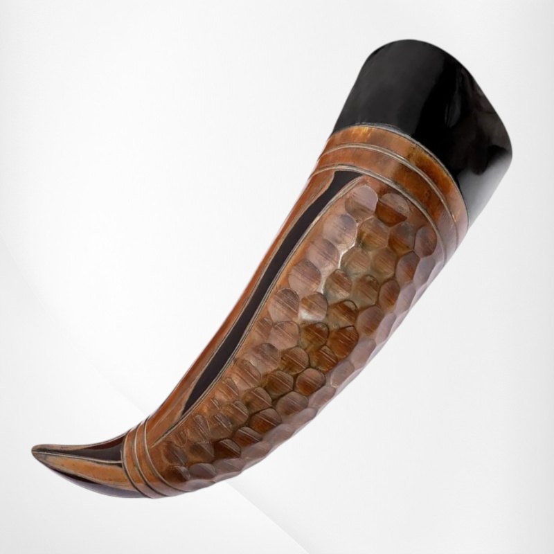 Wikinger Trinkhorn aus Ochsenhorn mit Wabenmuster – ca. 500–600 ml - Bild 1