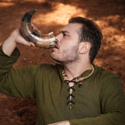 Wikinger Trinkhorn aus Ochsenhorn – 400–500 ml, graviertes Design - Bild 2