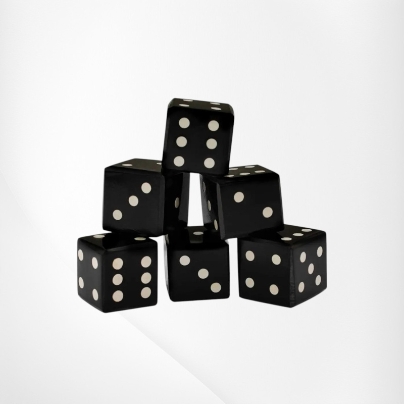 Wikinger Würfel aus Büffelhorn – handgefertigtes 6er Set, ca. 14 mm - Bild 1