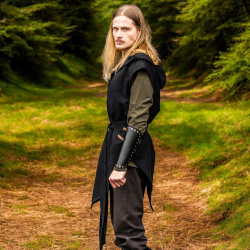 Waldläufer Tunika Aldon unisex Braun von Leonardo Carbone auf https://armatae.shop - Bild 4