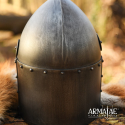 Topfhelm mit klappbarem Visier – 1,6 mm Stahl, Antikfinish - Bild 3