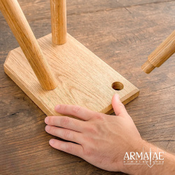 Mittelalterlicher Dreibein-Hocker aus Eschenholz – zerlegbarer Lagerhocker - Bild 4