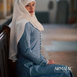 Cotehardie Marian – Mittelalterkleid in Blau aus 100 % Baumwolle 6