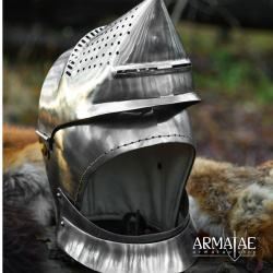 Hundsgugel um 1400 – schaukampftauglicher Ritterhelm aus 2 mm Stahl 5