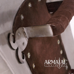 Rechteckiger Buckler mit rückseitiger Polsterung – 2 mm Stahl 3