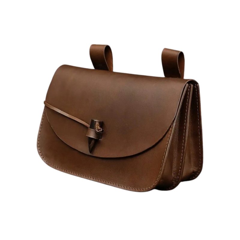 Mittelalterliche Gürteltasche aus Leder mit Hornknebel 1