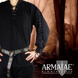 Mittelalterhemd mit Oesen Adrian Schwarz von Leonardo Carbone bei Armatae.shop